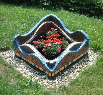 Mosaike für Garten: Mosaikkunst: Pflanzen-bzw. Feuerstelle 