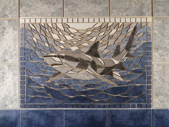 Mosaike auf Netz: Mosaikkunst: Hai im Wasser